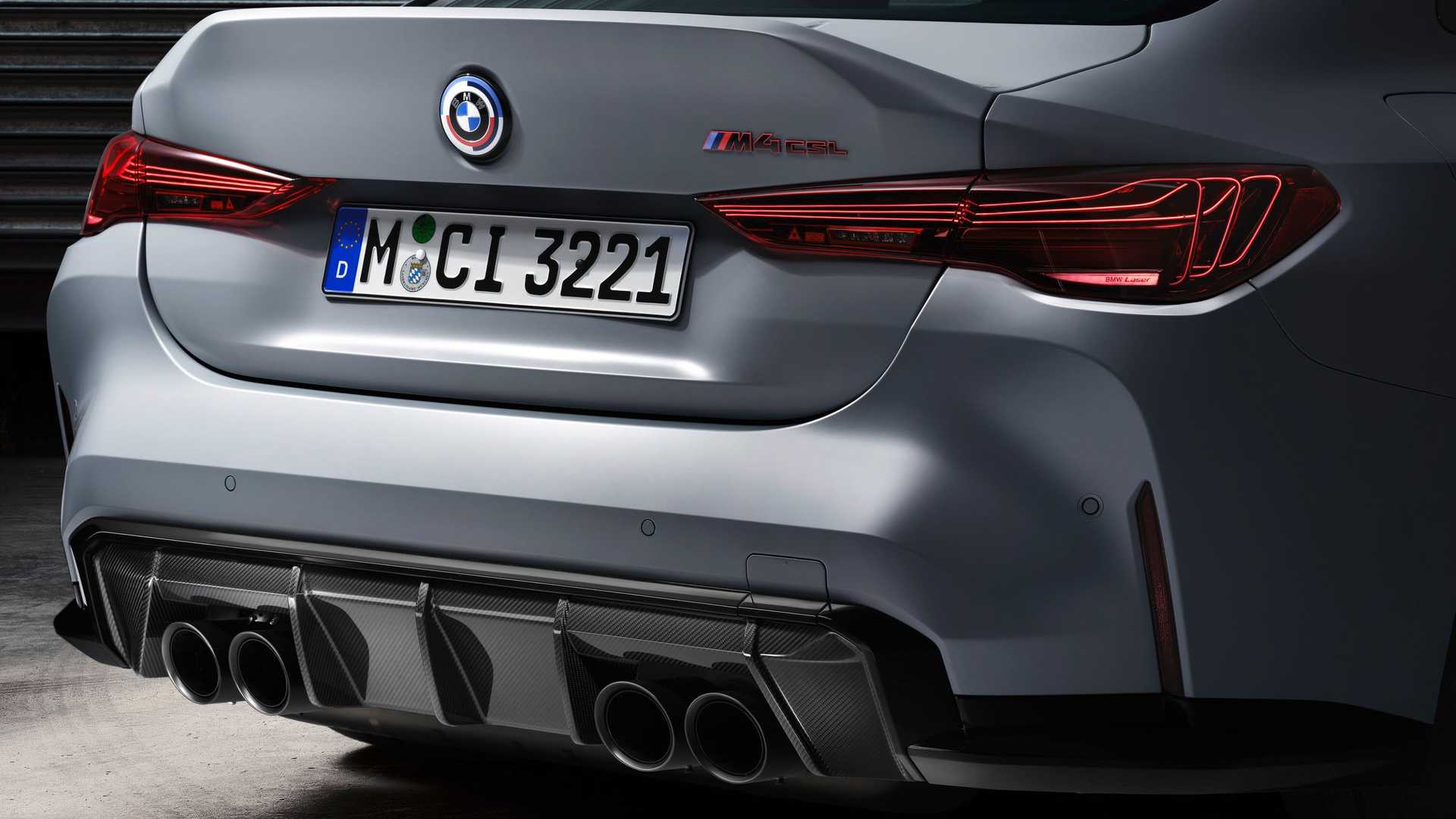 bmw-m4-csl-2022