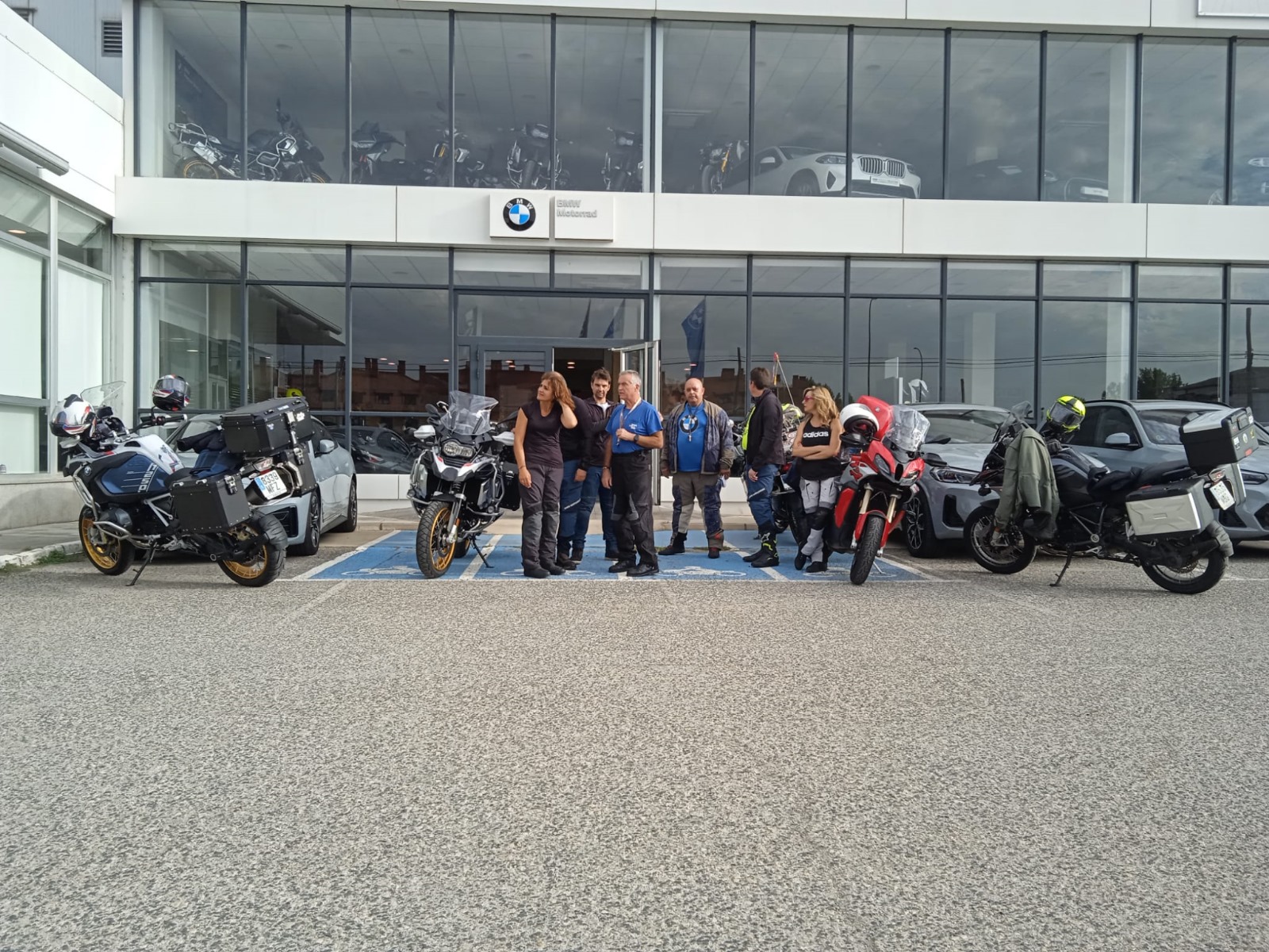 burgocar_bmwmotorrad_days_sabiñanigo