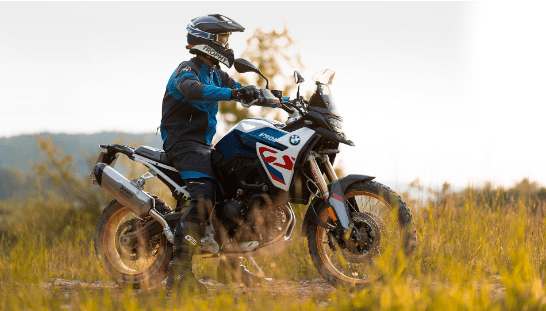 bmw_f900gs