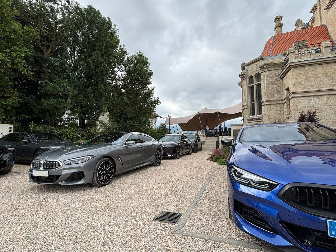 Burgocar deslumbra con una experiencia BMW de lujo en el Palacio Arriluce